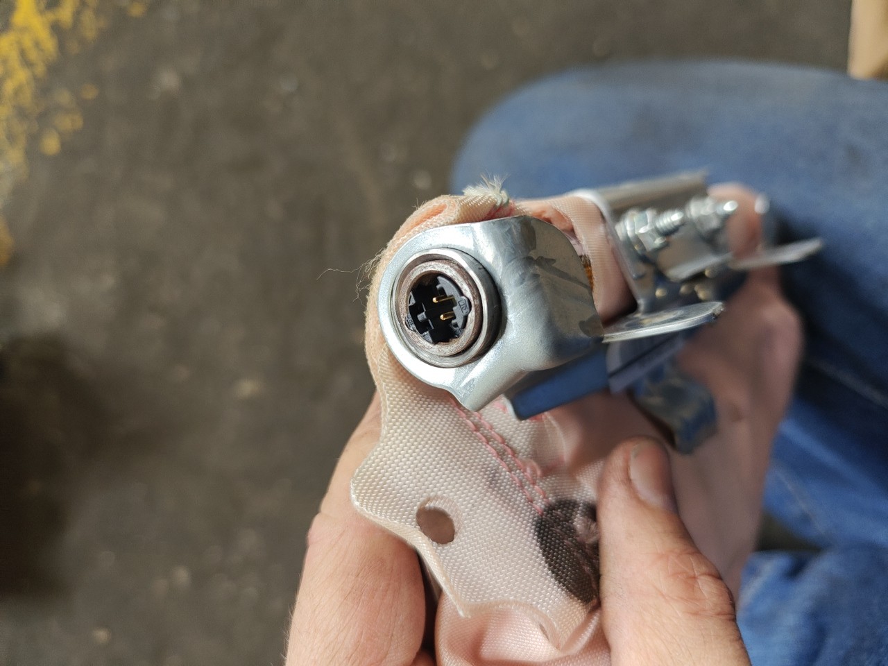 Airbag do Banco Frente Esquerdo BMW 5 Touring (F11) | 09 - 17 Imagem-4 Airbag do Banco Frente Esquerdo BMW 5 Touring (F11) | 09 - 17 Imagem-4