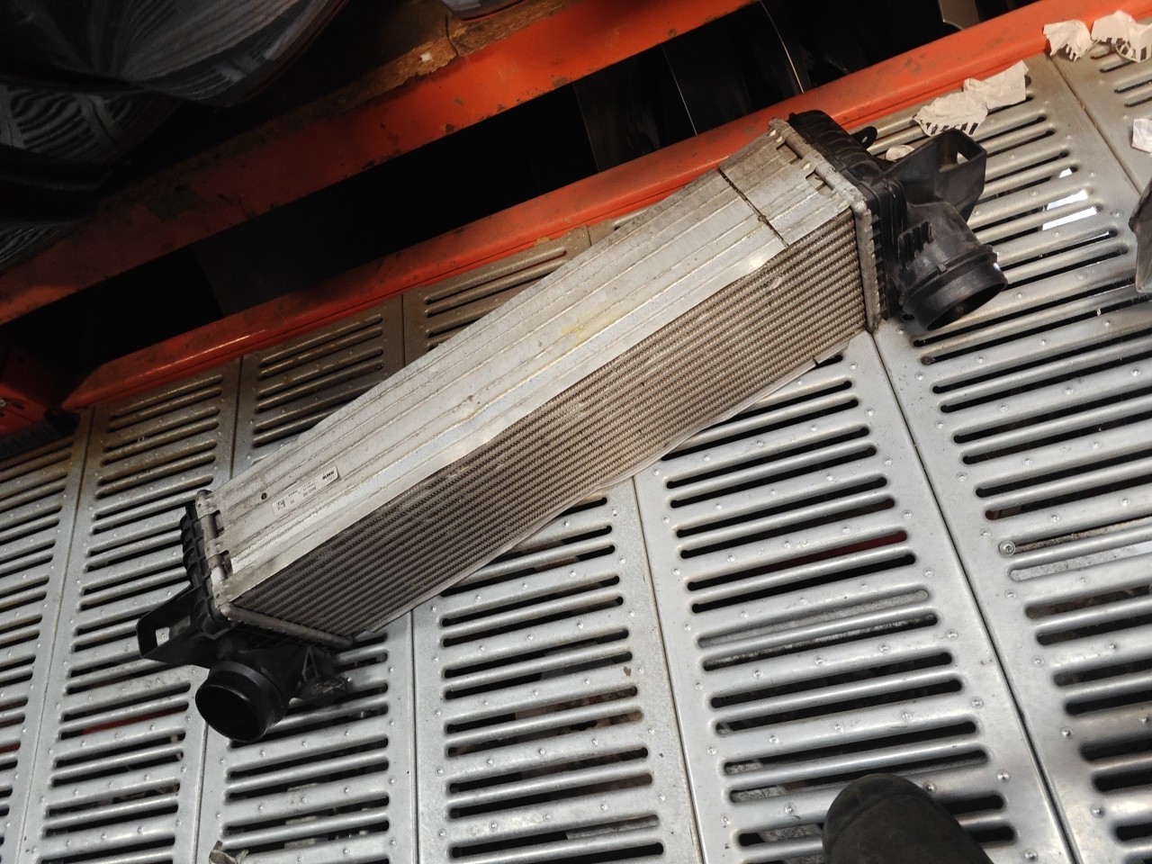 Radiador de Intercooler BMW X1 (F48) | 14 - 