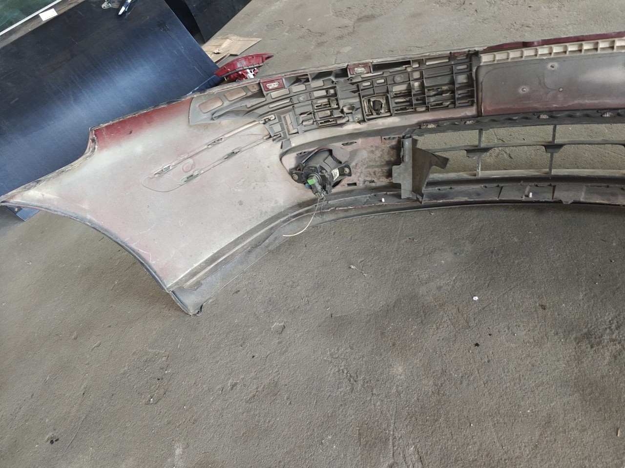 Parachoques Frente / Para Choques Frontal nu RENAULT LAGUNA II Grandtour (KG0/1_) | 01 - 07 Imagem-13