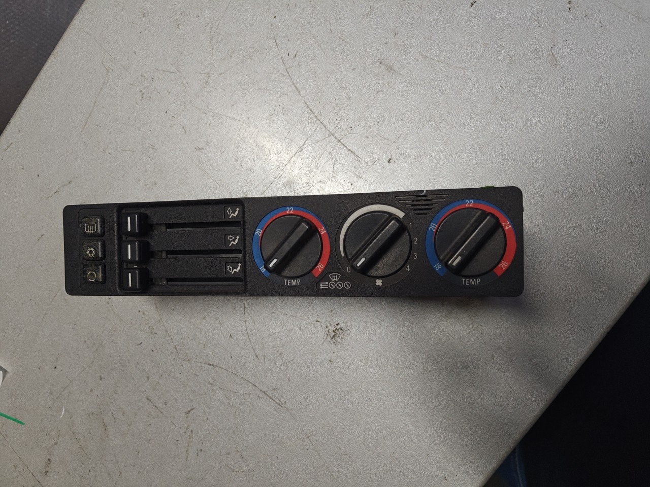 Painel Controlador chaufagem AC climatronic BMW 5 Touring (E34) | 91 - 96