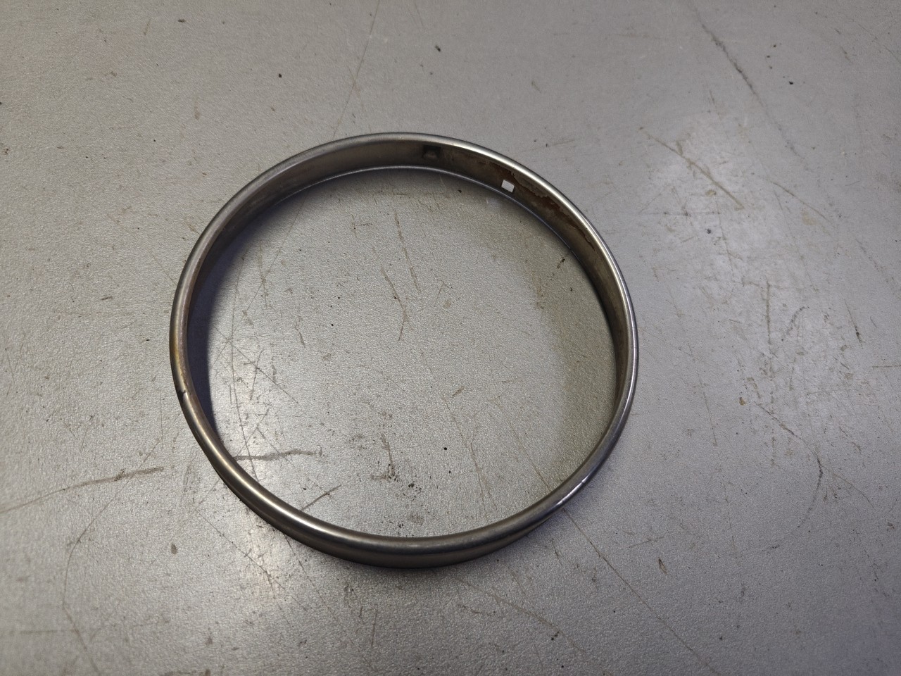 Aro do Farol Direito BMW 5 Touring (E34) | 91 - 96