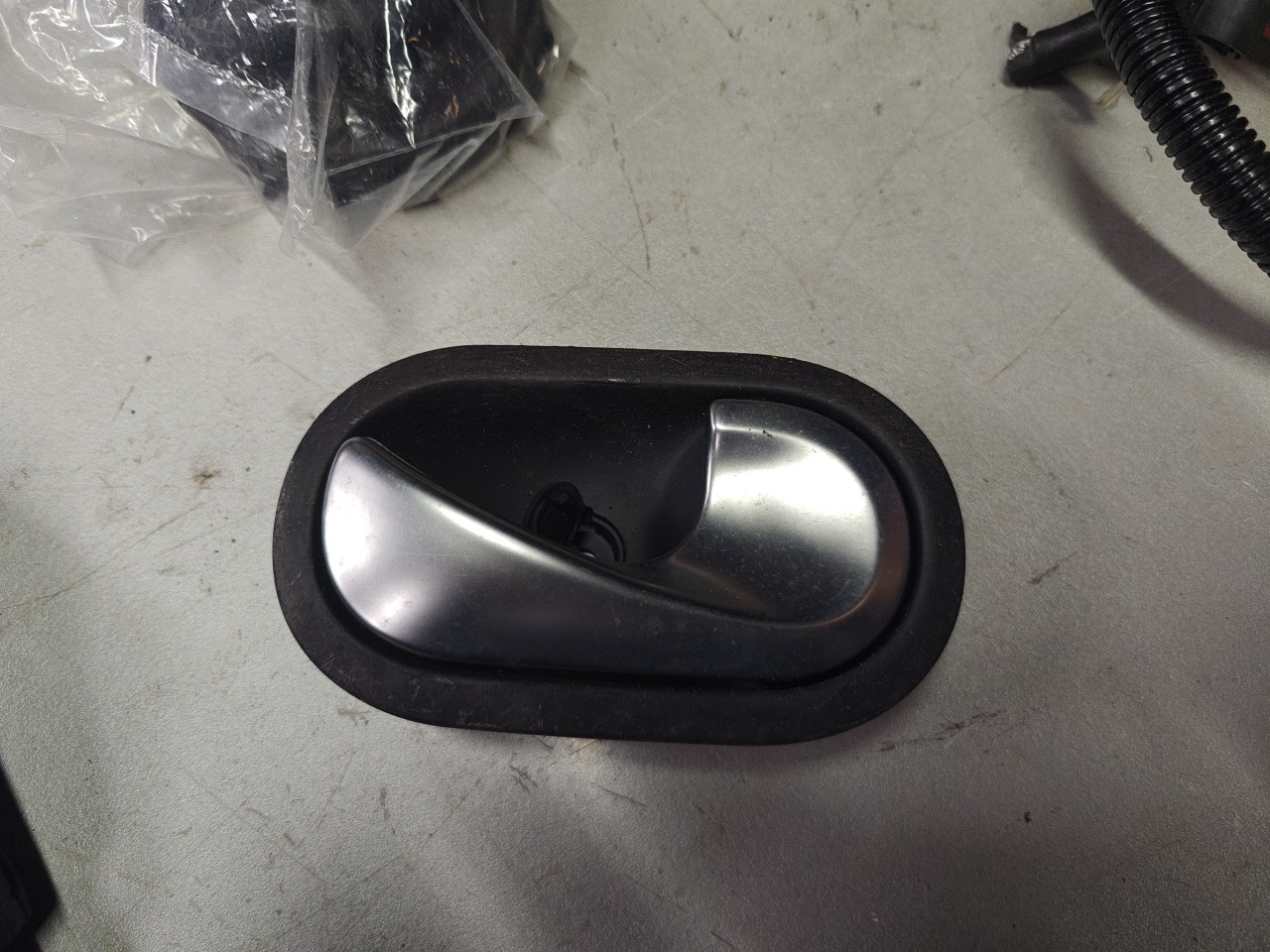 Puxador Interior Porta Frente Direita RENAULT MEGANE II (BM0/1_, CM0/1_) | 01 - 12