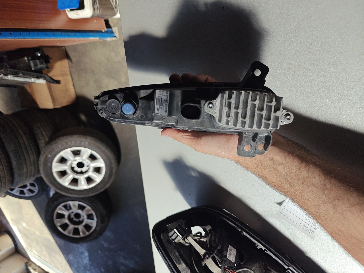 Farol / LED Diurno Frente Direito BMW i3 (I01) | 13 -  Imagem-1 Farol / LED Diurno Frente Direito BMW i3 (I01) | 13 -  Imagem-1