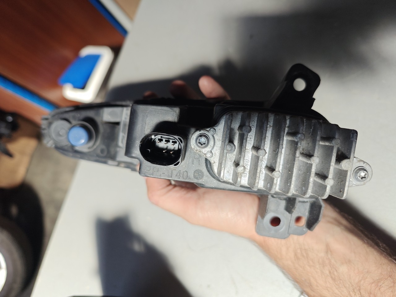 Farol / LED Diurno Frente Direito BMW i3 (I01) | 13 -  Imagem-7 Farol / LED Diurno Frente Direito BMW i3 (I01) | 13 -  Imagem-7