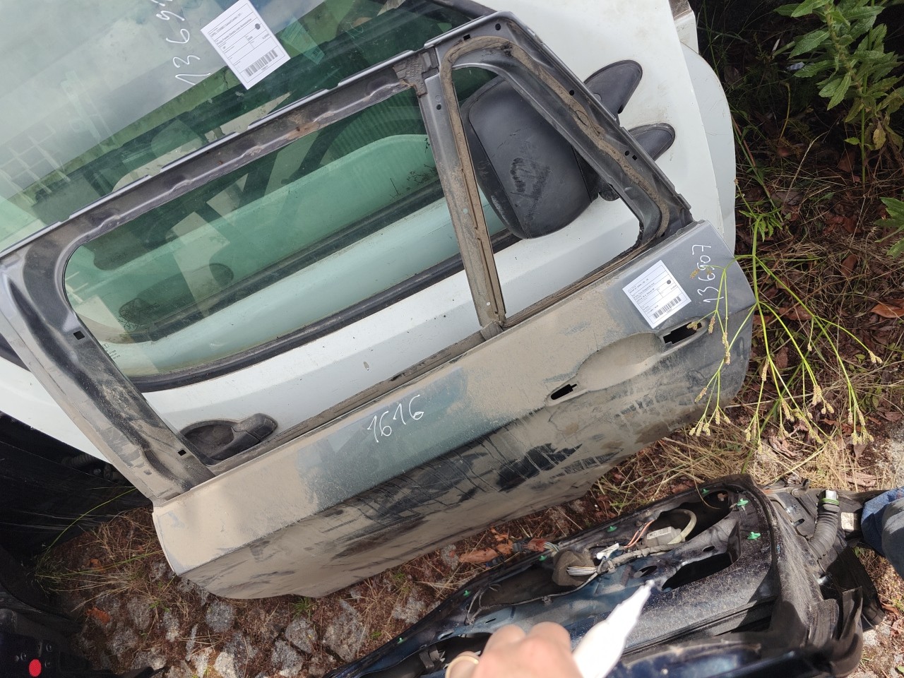 Porta Tras Esquerda nua BMW X1 (E84) | 09 - 15