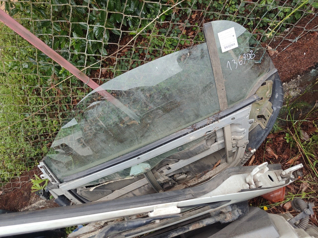 Estrutura da Porta Frente Esquerda SMART CITY-COUPE (450) | 98 - 04