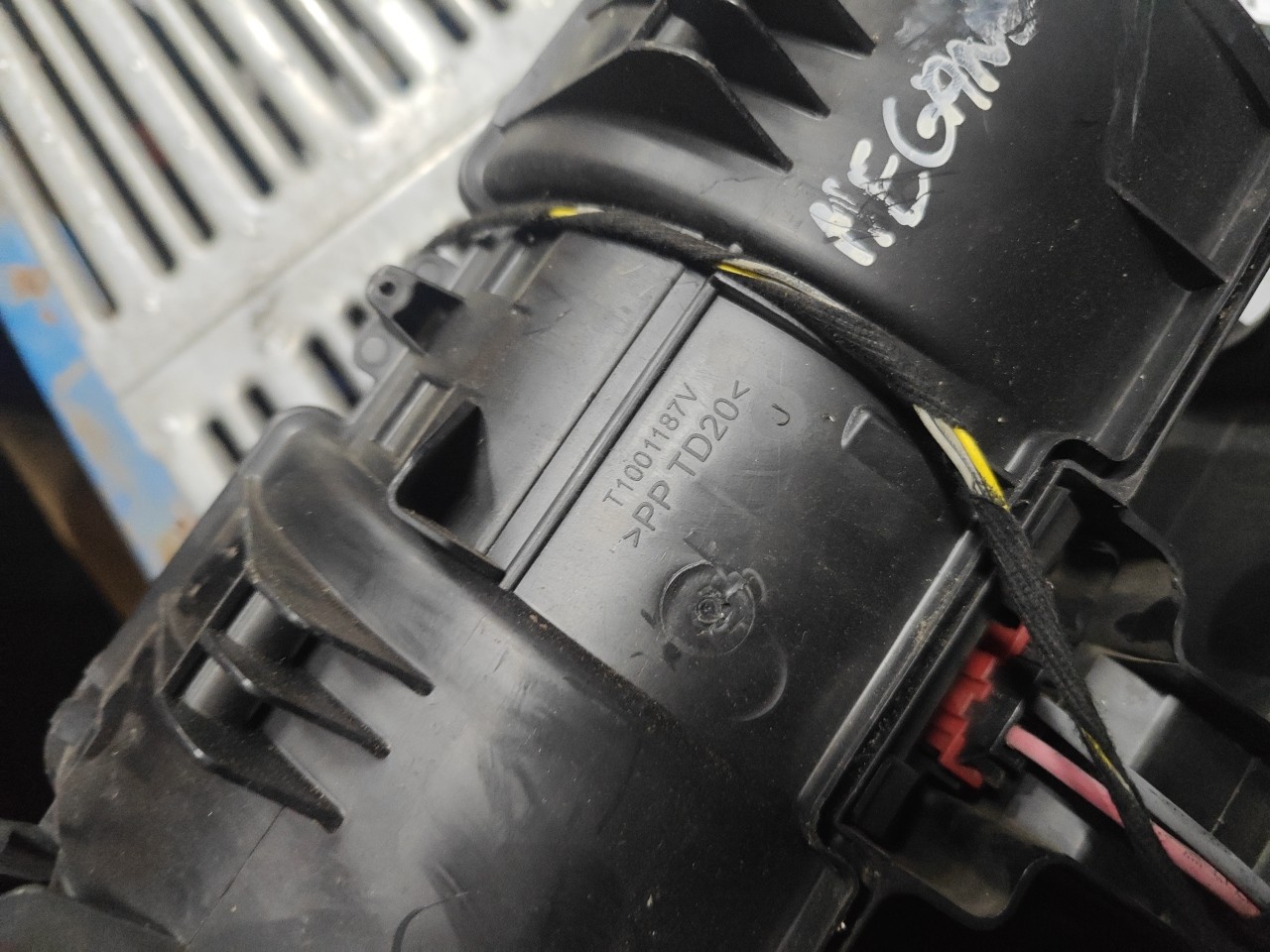 Motor da Chaufagem RENAULT MEGANE III Hatchback (BZ0/1_) | 08 -  Imagem-1
