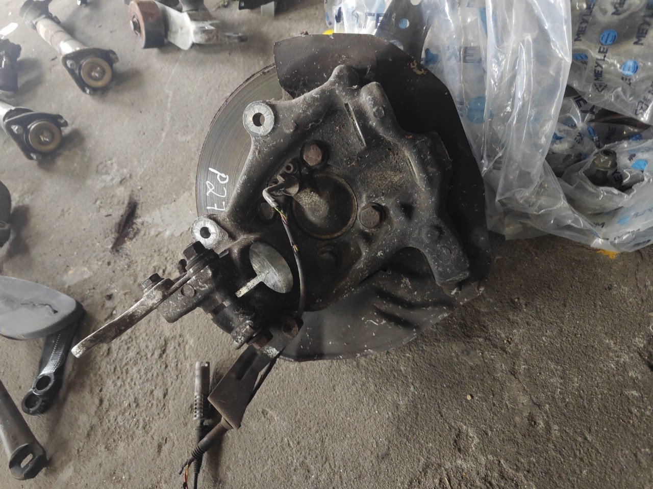 Manga de Eixo Frente Direita BMW 5 Touring (E39) | 96 - 04