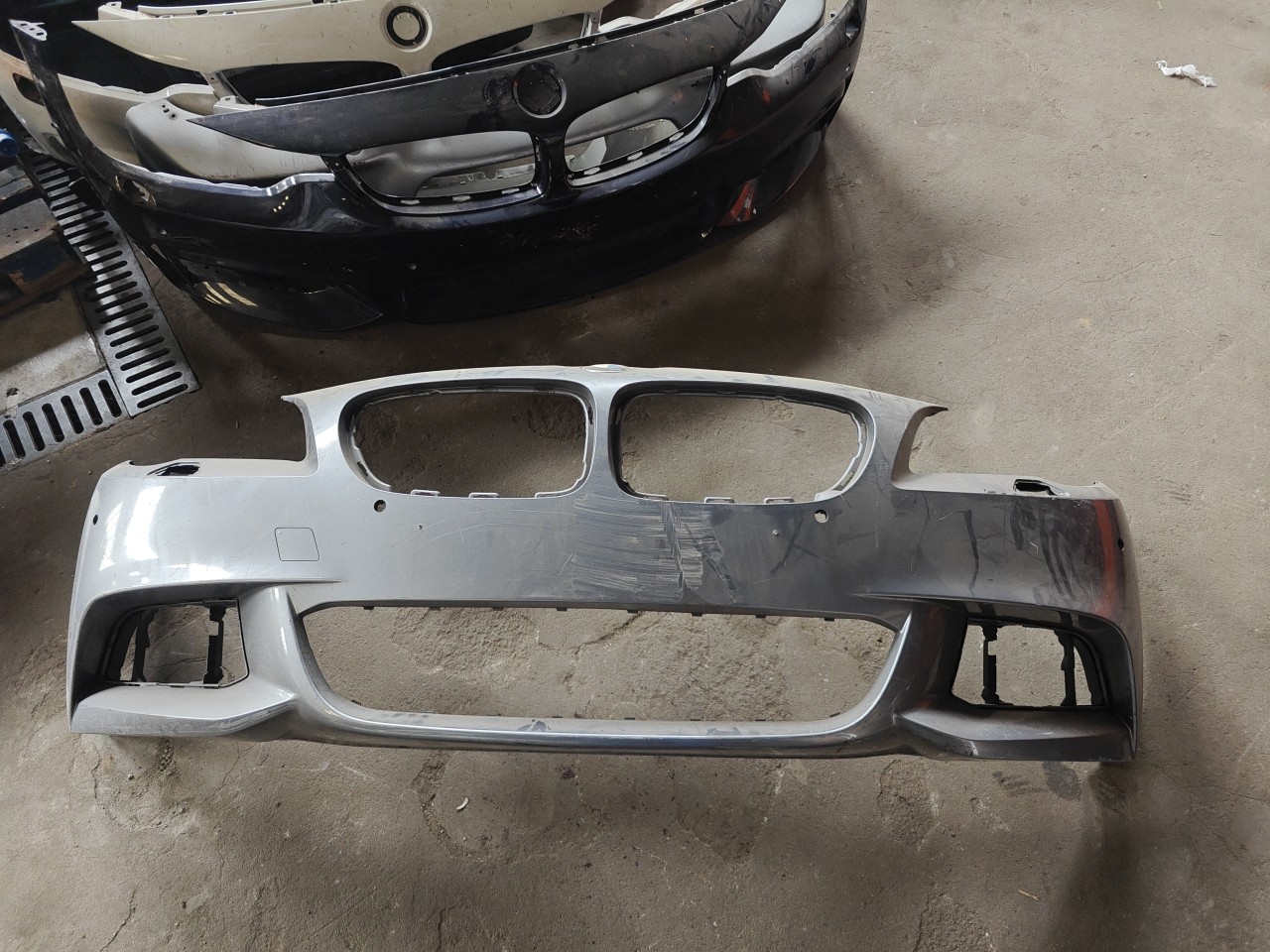 Parachoques Frente / Para Choques Frontal nu BMW 5 (F10) | 09 - 16