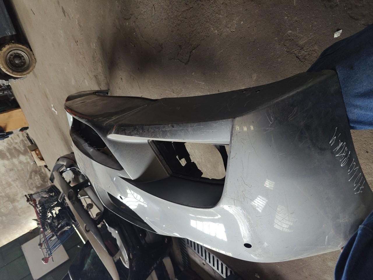 Parachoques Frente / Para Choques Frontal nu BMW 5 (F10) | 09 - 16 Imagem-17