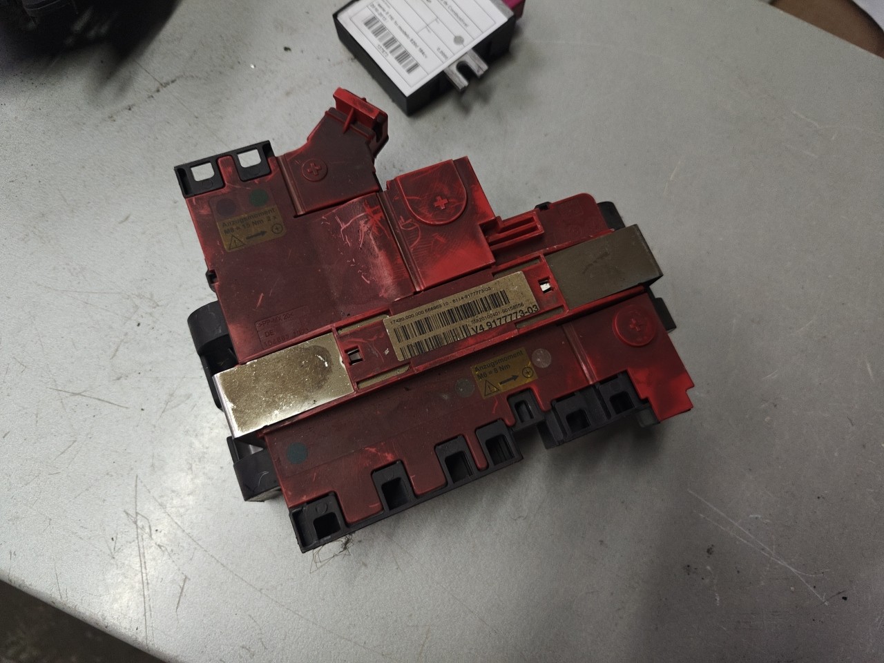 Distribuidor de Bateria BMW 5 (F10) | 09 - 16