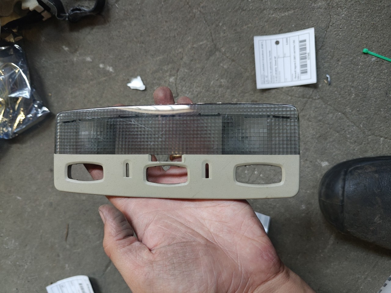 Moldura do plafonier luz frente RENAULT LAGUNA II Grandtour (KG0/1_) | 01 - 07