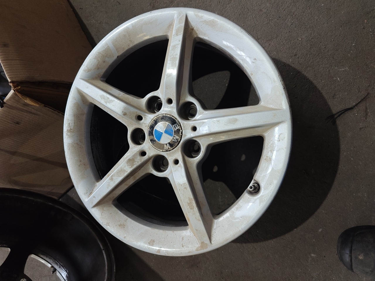 Jante Especial 16 polegadas BMW 1 (F20) | 11 - 19