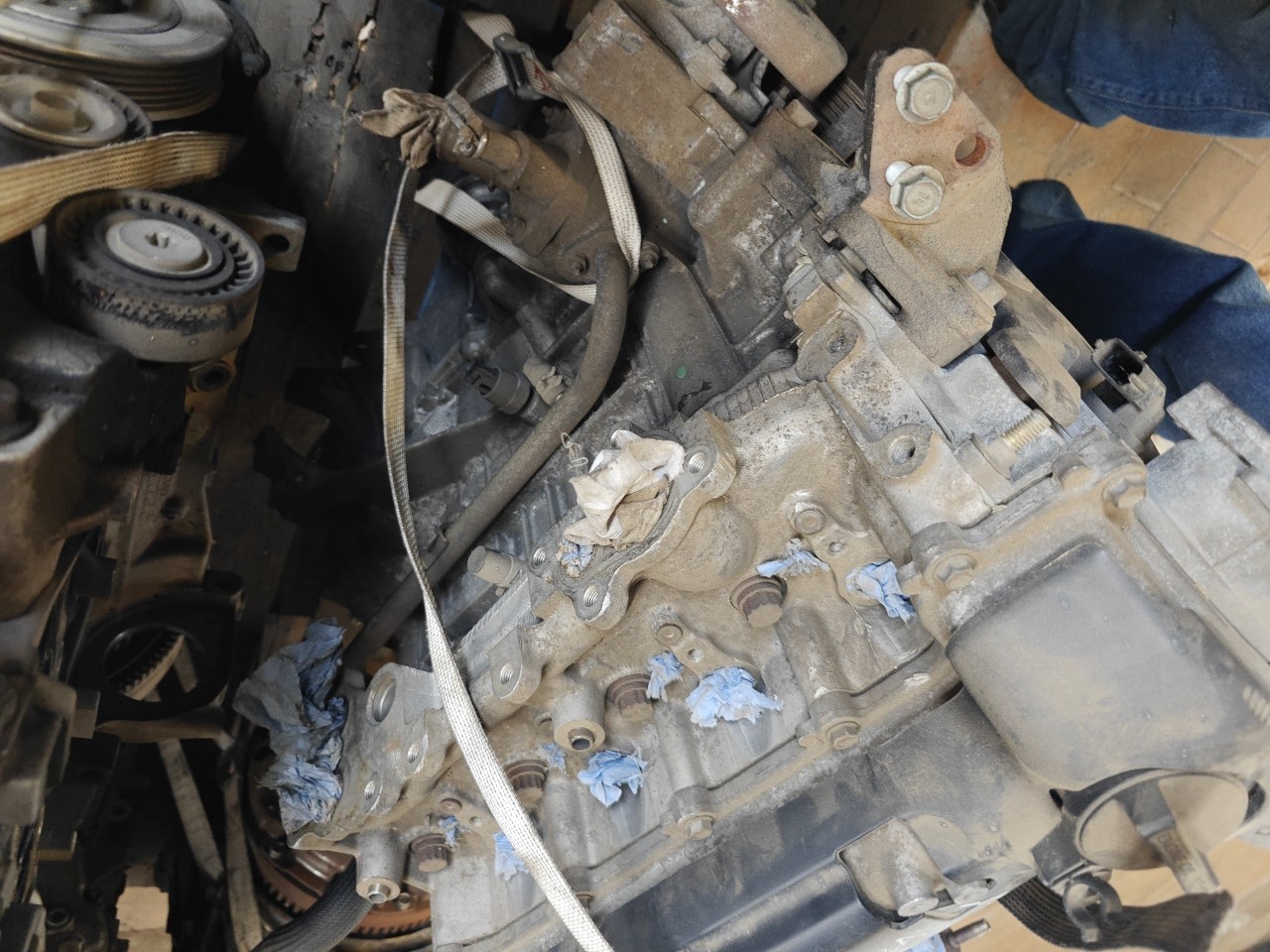 Motor com acessorios TOYOTA COROLLA três volumes (_E15_) | 06 -  Imagem-3 Motor com acessorios TOYOTA COROLLA três volumes (_E15_) | 06 -  Imagem-3