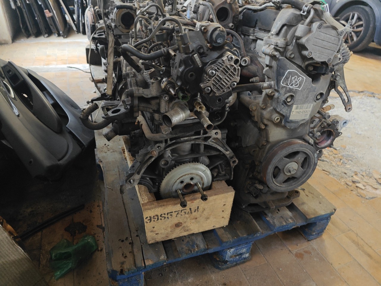 Motor com acessorios TOYOTA AURIS (_E15_) | 06 - 12 Imagem-2