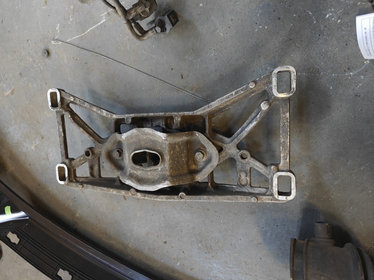 Apoio / Suporte da Caixa de Velocidades JAGUAR S-TYPE (X200) | 98 - 08
