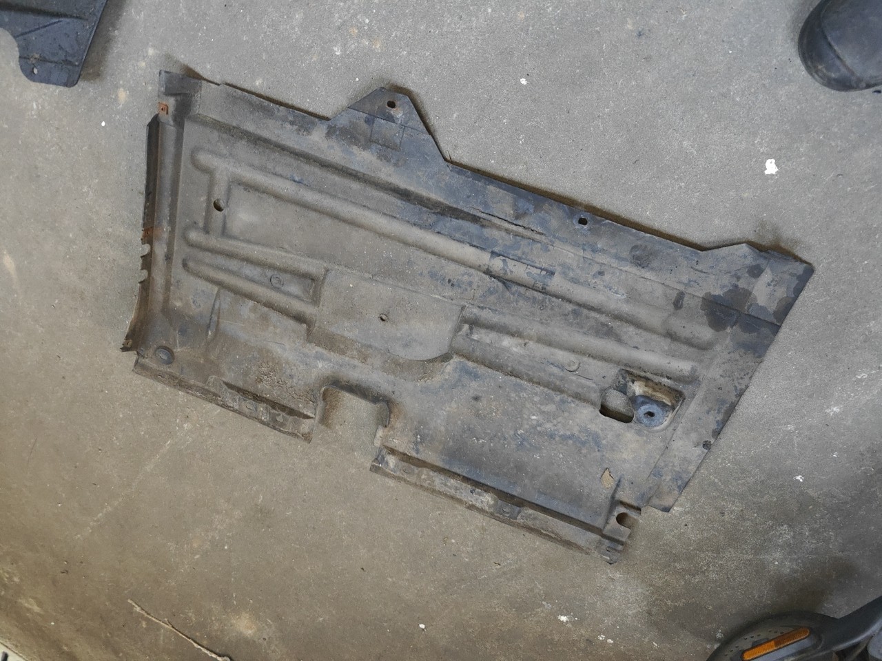 Blindagem / Resguardo Inferior do Motor BMW 5 Touring (E39) | 96 - 04