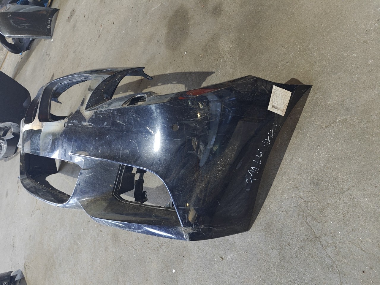 Parachoques Frente / Para Choques Frontal nu BMW 5 (F10) | 09 - 16 Imagem-1