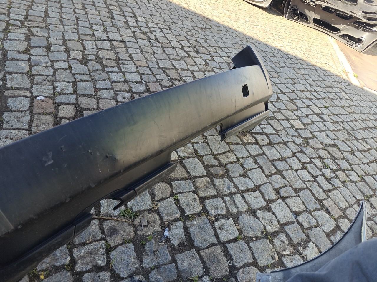 Parachoques Trás / Para Choques traseiro nu BMW X3 (E83) | 03 - 11 Imagem-5 Parachoques Trás / Para Choques traseiro nu BMW X3 (E83) | 03 - 11 Imagem-5