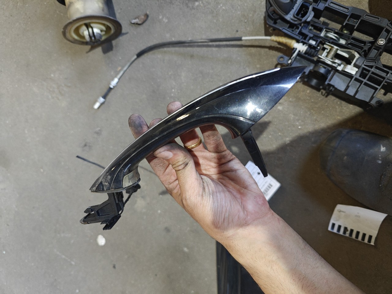 Puxador Exterior Porta Tras Direita BMW 5 Touring (F11) | 09 - 17 Imagem-1