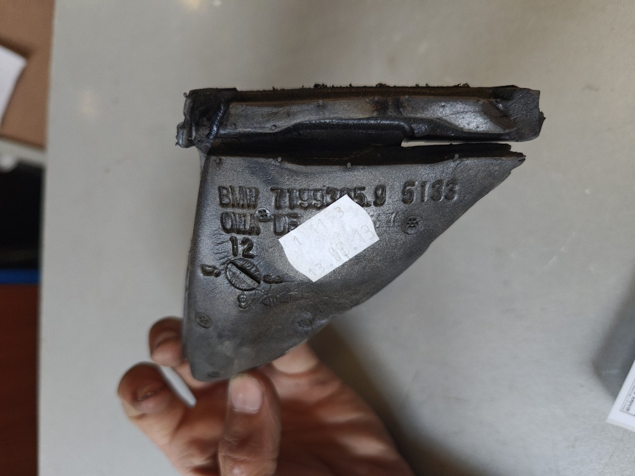 Canto / Borracha Espelho Retrovisor Esquerdo BMW 5 Touring (F11) | 09 - 17 Imagem-3