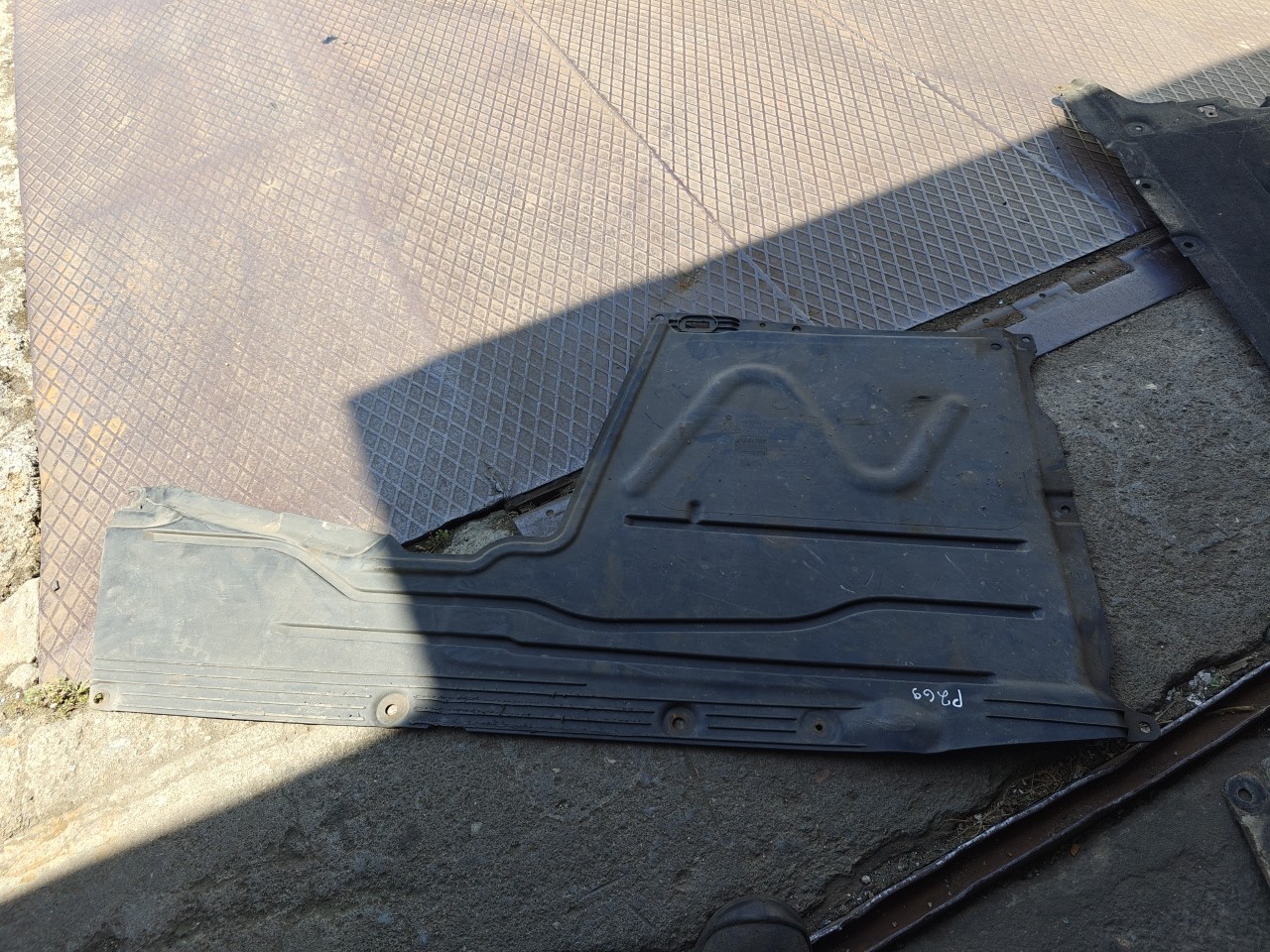 Blindagem Inferior da Carroçaria BMW 3 Touring (F31) | 12 - 19