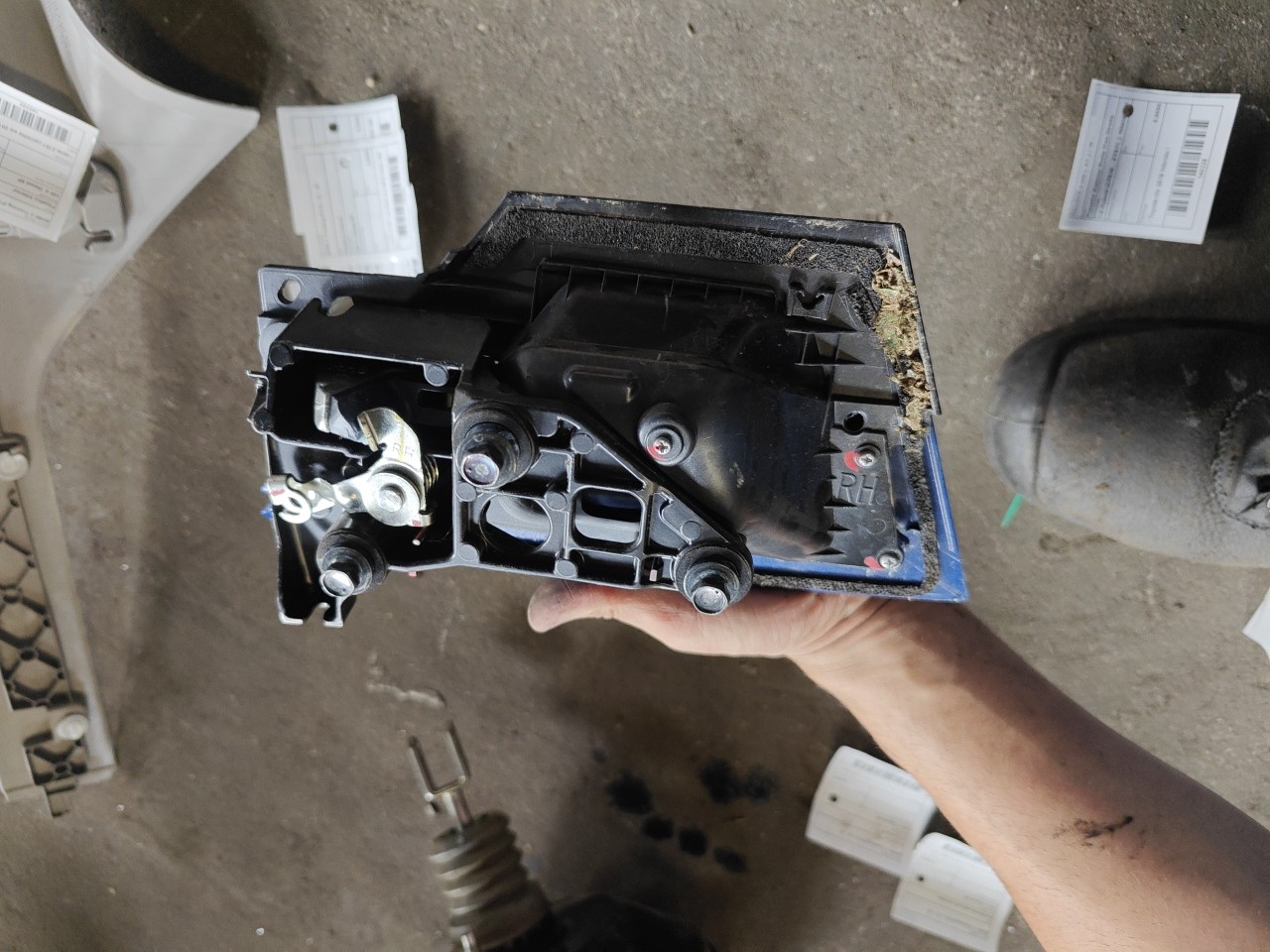 Puxador Exterior Porta Tras Direita TOYOTA C-HR (_X1_) | 16 -  Imagem-2