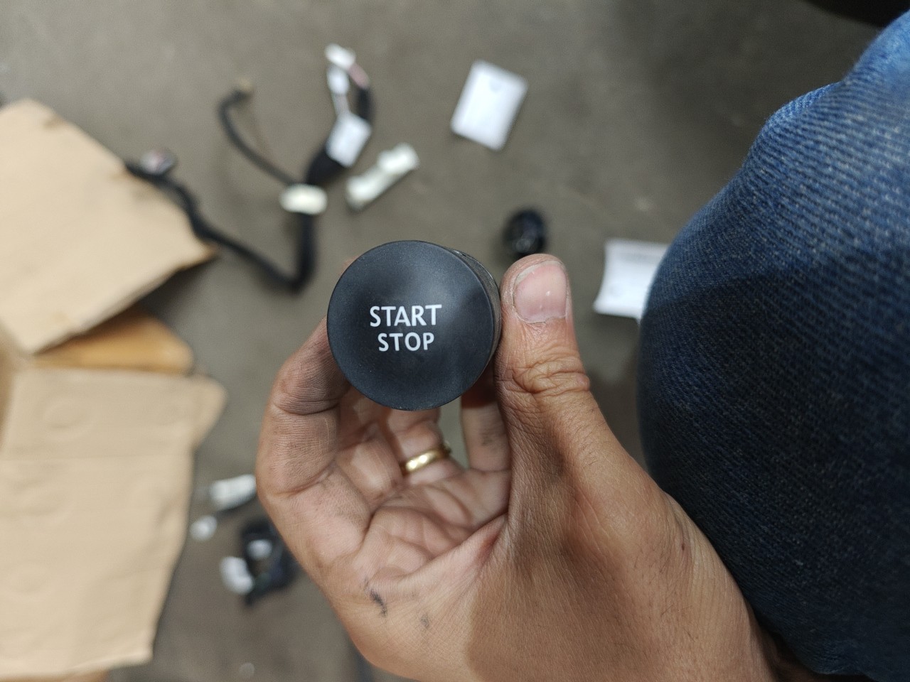 Botão / Interruptor Start Stop RENAULT ZOE (BFM_) | 12 - 