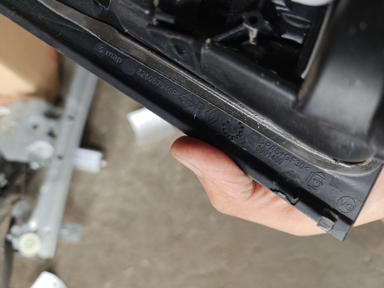 Puxador Exterior Porta Tras Direita RENAULT ZOE (BFM_) | 12 -  Imagem-4