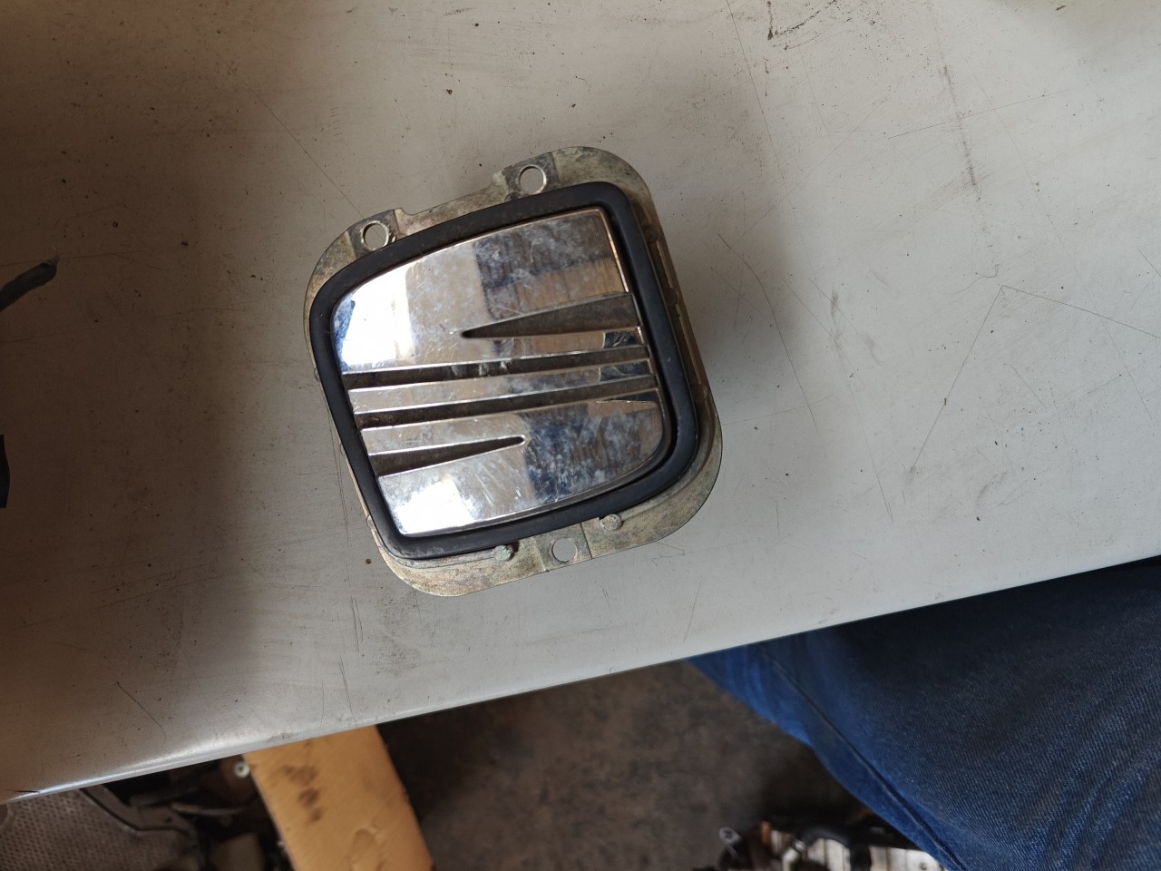 Puxador Exterior da Mala SEAT LEON (1P1) | 05 - 13