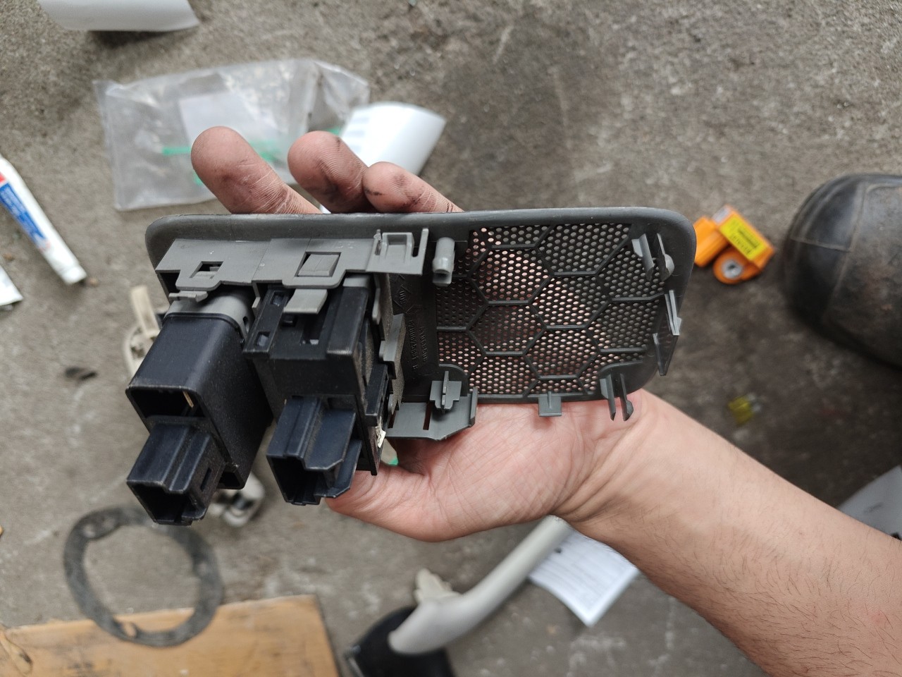 Sensor Impacto Airbag RENAULT LAGUNA II Grandtour (KG0/1_) | 01 - 07 Imagem-4
