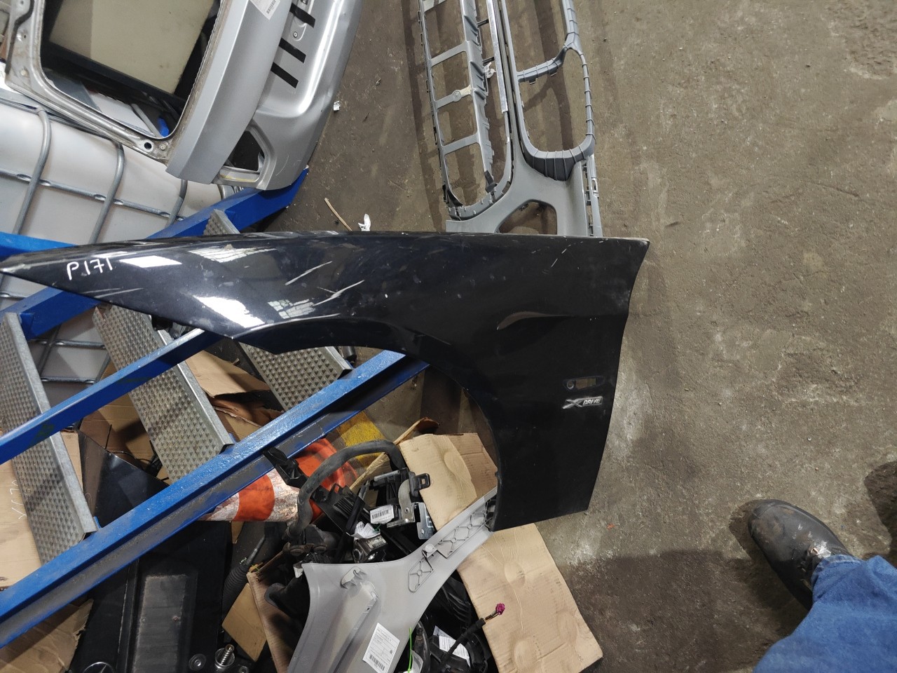 Guarda Lamas Frente Esquerdo BMW 3 (E90) | 04 - 12