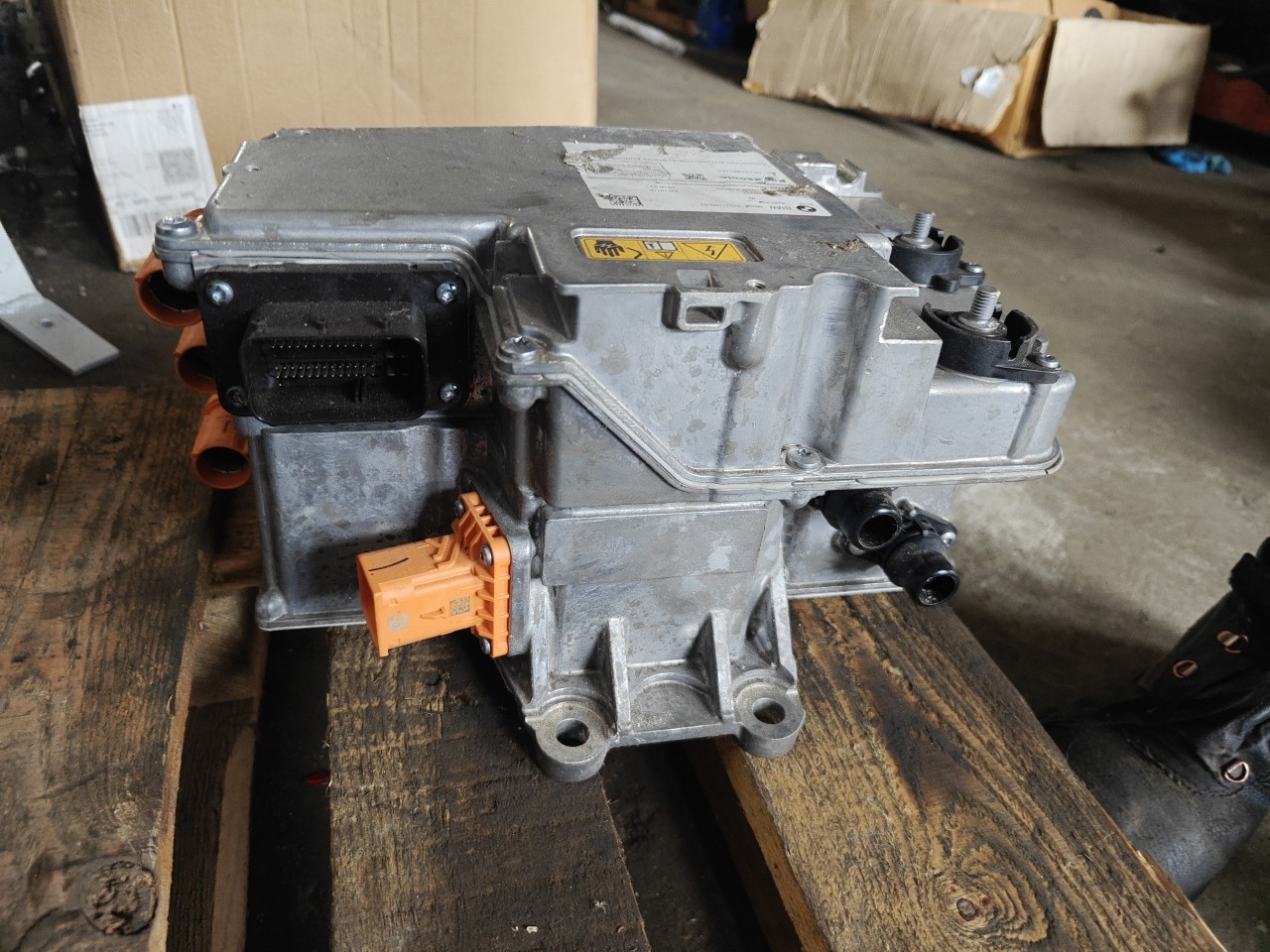 Distribuidor de Bateria BMW i3 (I01) | 13 -  Imagem-4 Distribuidor de Bateria BMW i3 (I01) | 13 -  Imagem-4