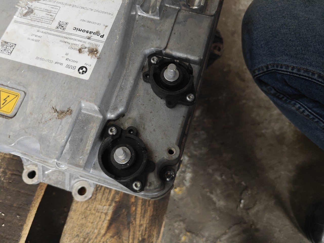 Distribuidor de Bateria BMW i3 (I01) | 13 -  Imagem-6 Distribuidor de Bateria BMW i3 (I01) | 13 -  Imagem-6