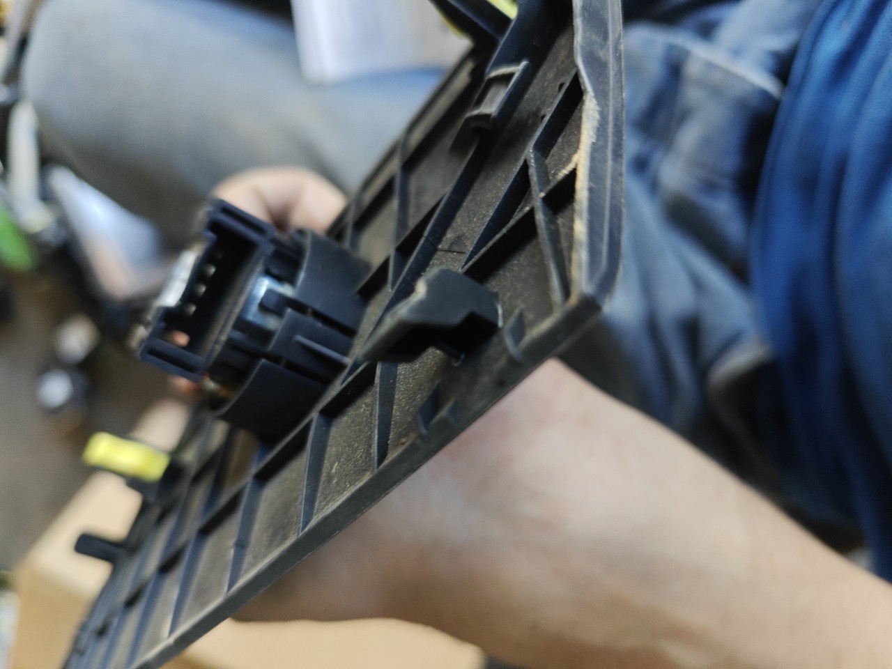 Tweeter de Som TOYOTA AVENSIS três volumes (_T27_) | 08 - 18 Imagem-3