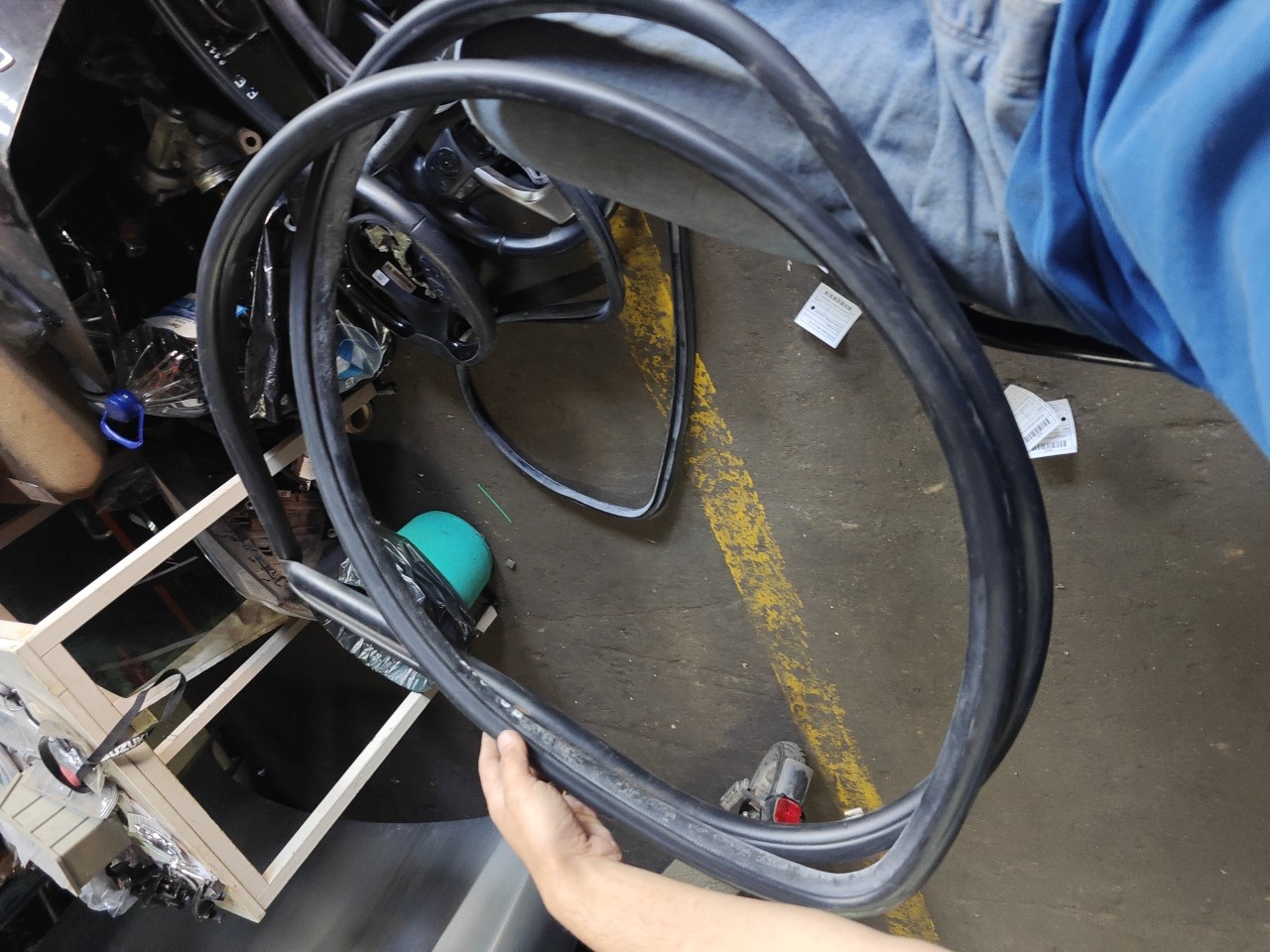 Borracha da Carroçaria Porta Frente Direita TOYOTA AURIS (_E18_) | 12 - 18
