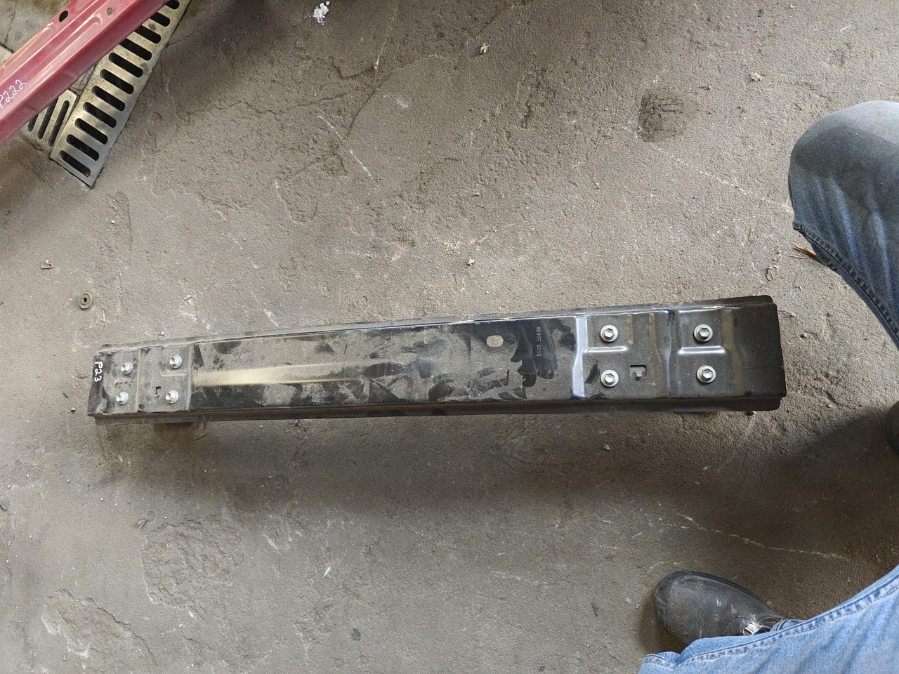 Reforço do Parachoques de Tras / traseiro TOYOTA AVENSIS três volumes (_T27_) | 08 - 18