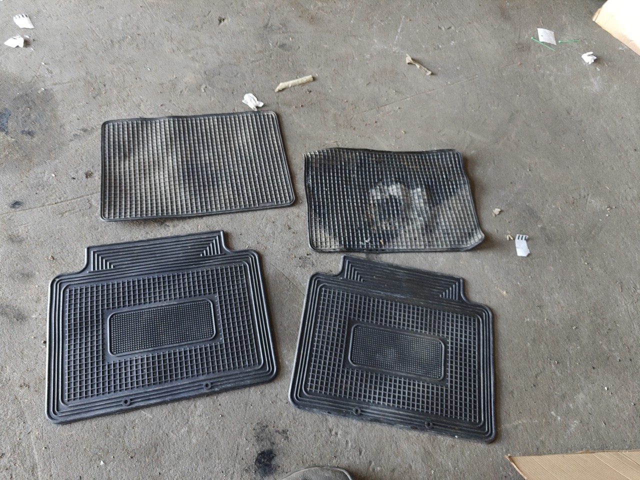 Conjunto de Tapetes CITROEN C2 (JM_) | 03 - 17