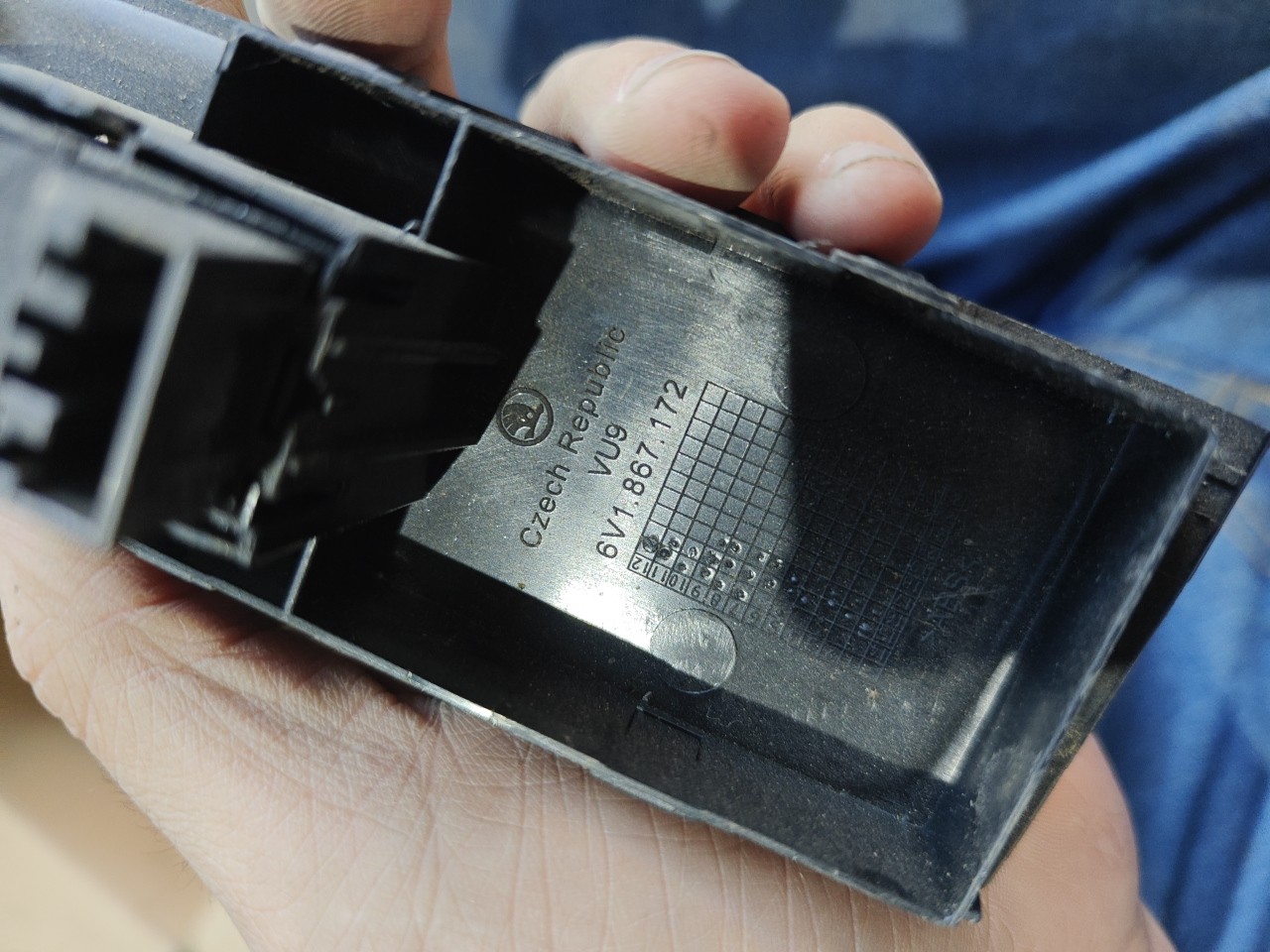 Interruptor Vidro Tras Direito SKODA FABIA III (NJ3) | 14 -  Imagem-3