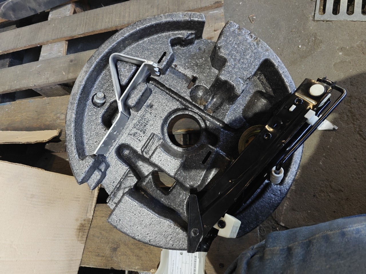 Macaco de elevação do carro BMW 5 (E60) | 01 - 10