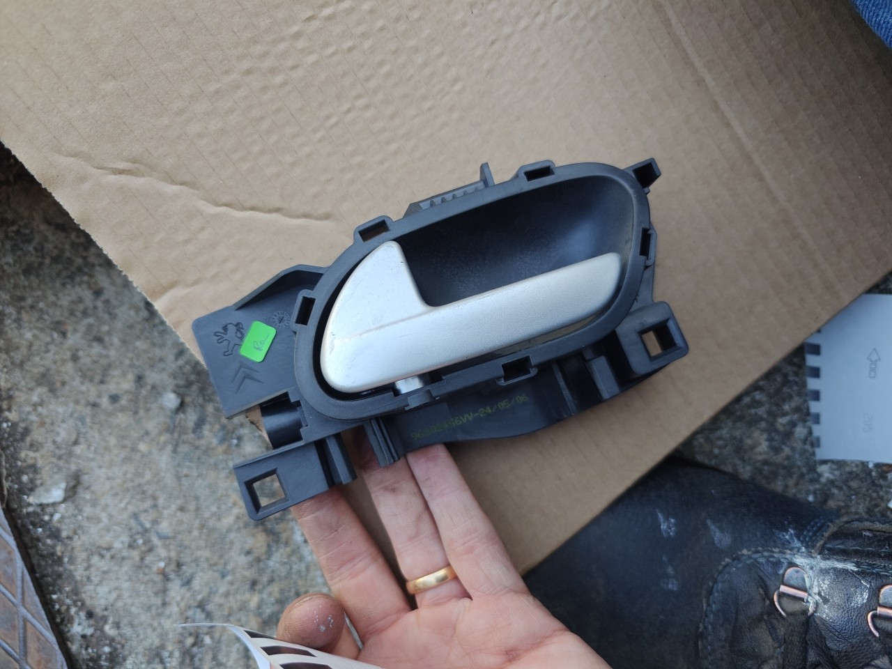 Puxador Interior Porta Tras Esquerda PEUGEOT 207 (WA_, WC_) | 06 - 15