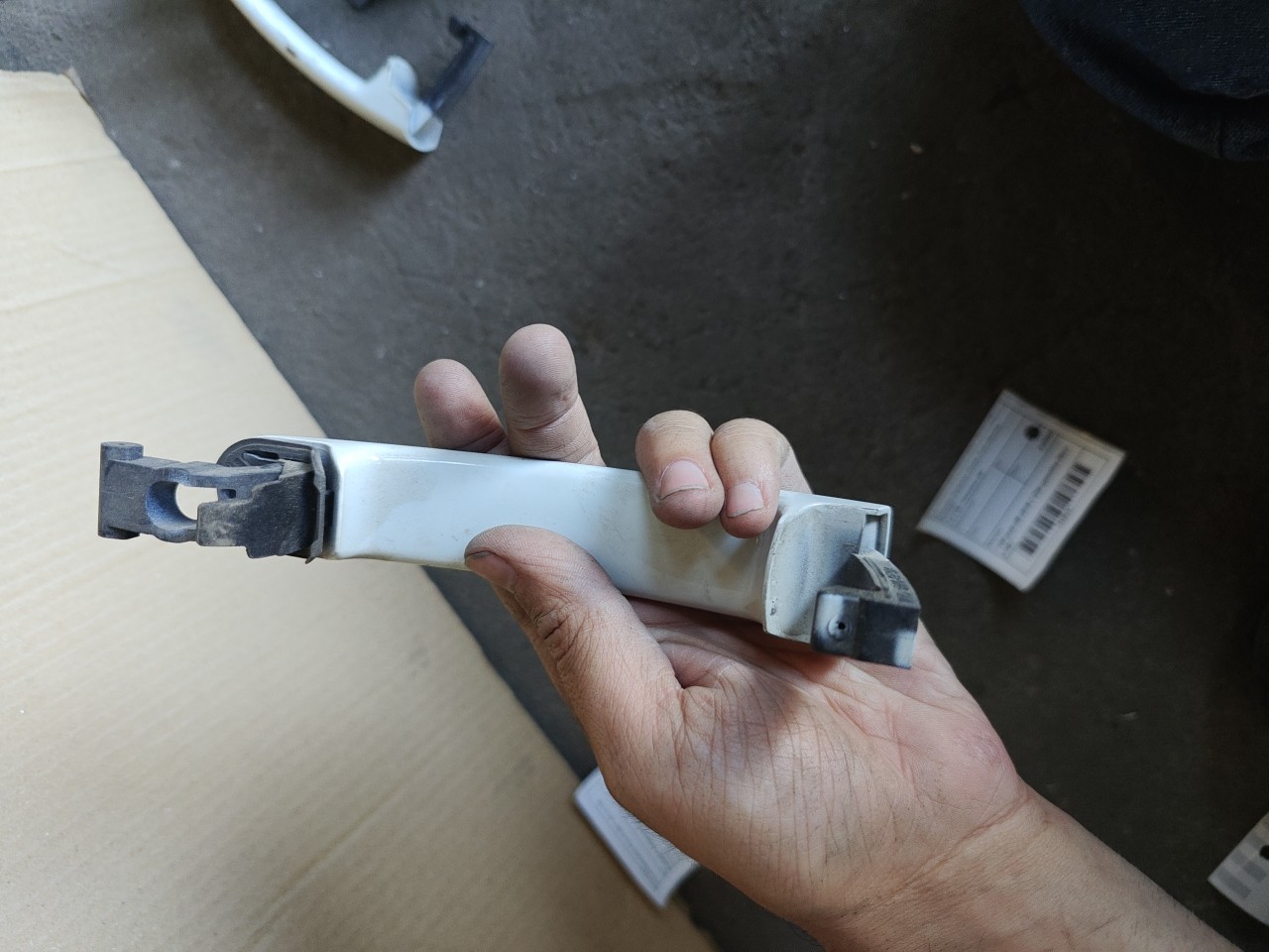 Puxador Exterior Porta Tras Direita VOLKSWAGEN POLO (6R1, 6C1) | 09 -  Imagem-2