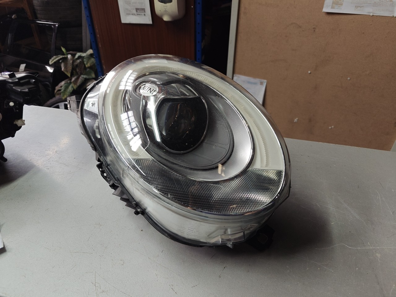 Farol Frente Direito / Otica Direita MINI MINI (F56) | 13 - 