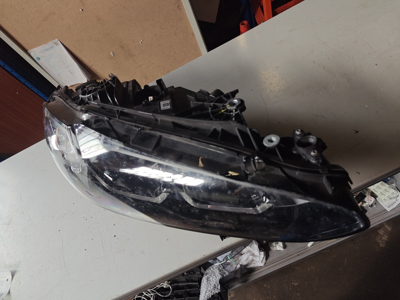 Farol Frente Direito / Otica Direita RENAULT Clio II (BB0/1/2_, CB0/1/2_) Imagem-4