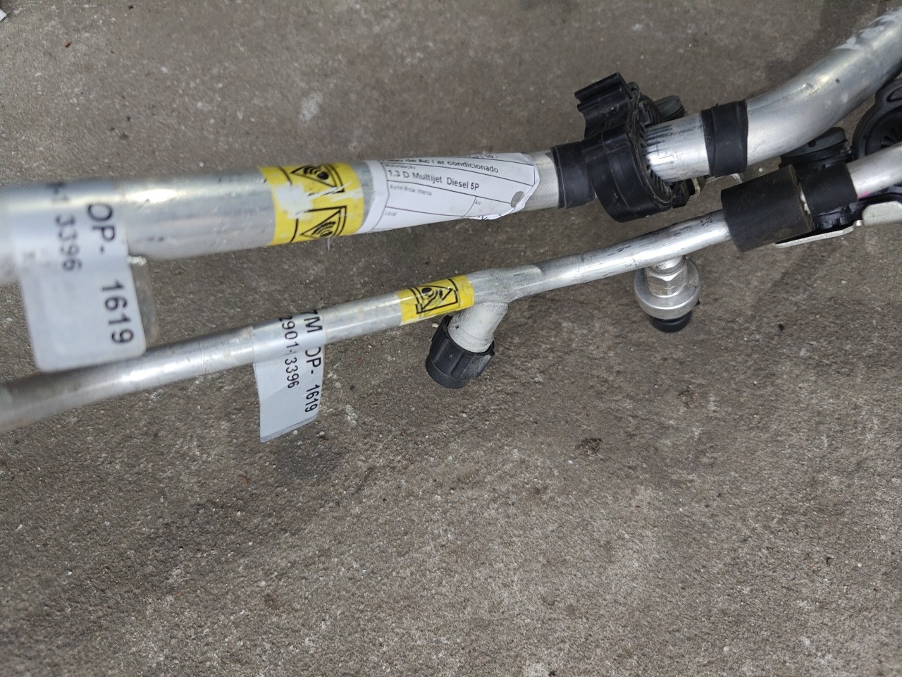 Tubo de Ac / ar condicionado FIAT DOBLO Camião de plataforma/chassis (263_) | 10 -  Imagem-2 Tubo de Ac / ar condicionado FIAT DOBLO Camião de plataforma/chassis (263_) | 10 -  Imagem-2