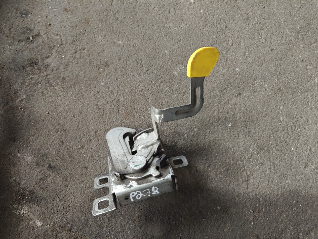 Gancho do Capot / Engate do Capot FIAT DOBLO Camião de plataforma/chassis (263_) | 10 -  Imagem-2