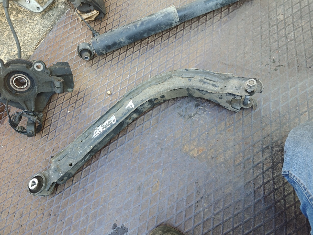 Braço de Suspensao Traseiro FIAT DOBLO Camião de plataforma/chassis (263_) | 10 -  Imagem-0