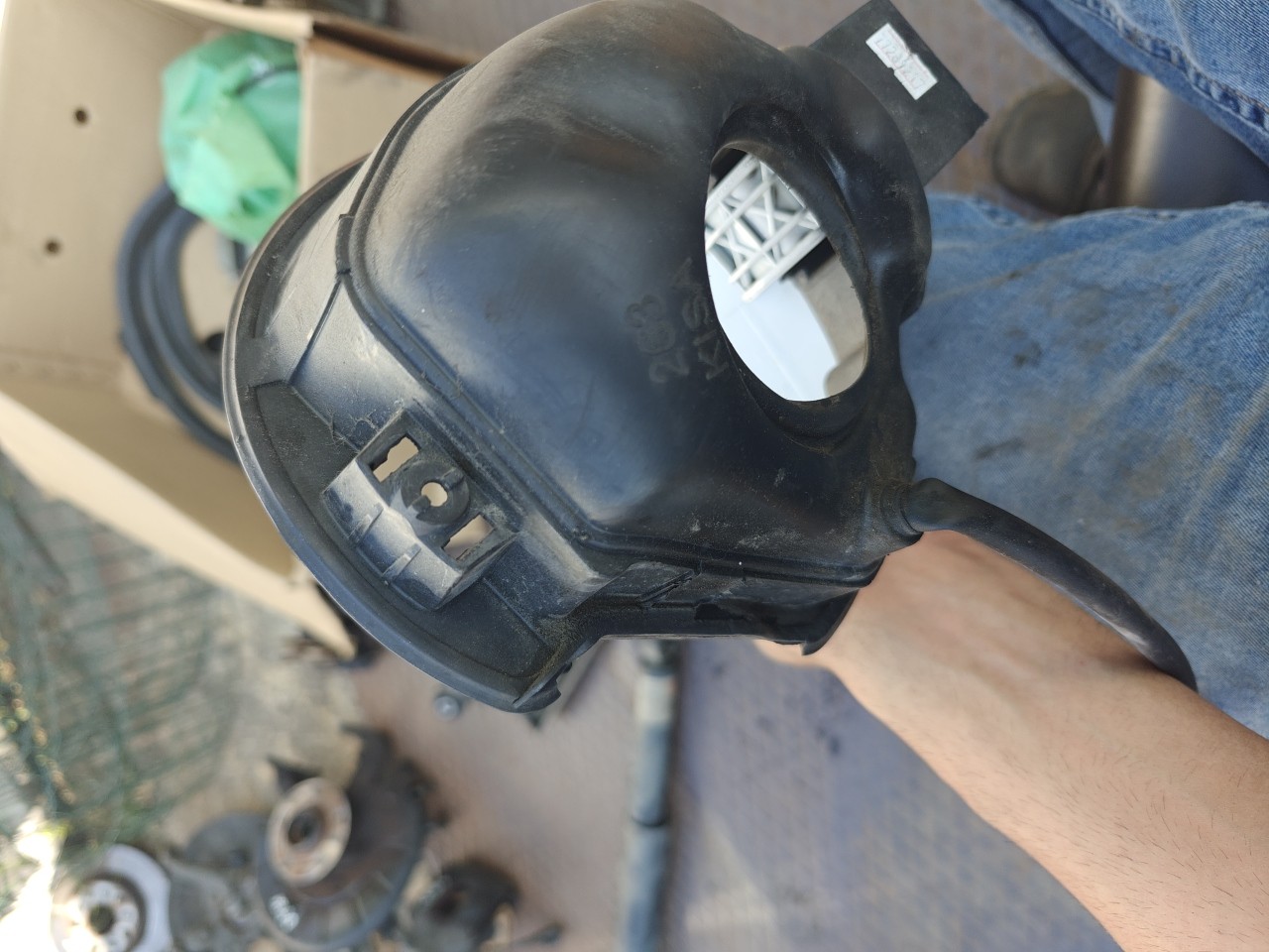 Tampa Exterior de Combustível FIAT DOBLO Camião de plataforma/chassis (263_) | 10 -  Imagem-7 Tampa Exterior de Combustível FIAT DOBLO Camião de plataforma/chassis (263_) | 10 -  Imagem-7