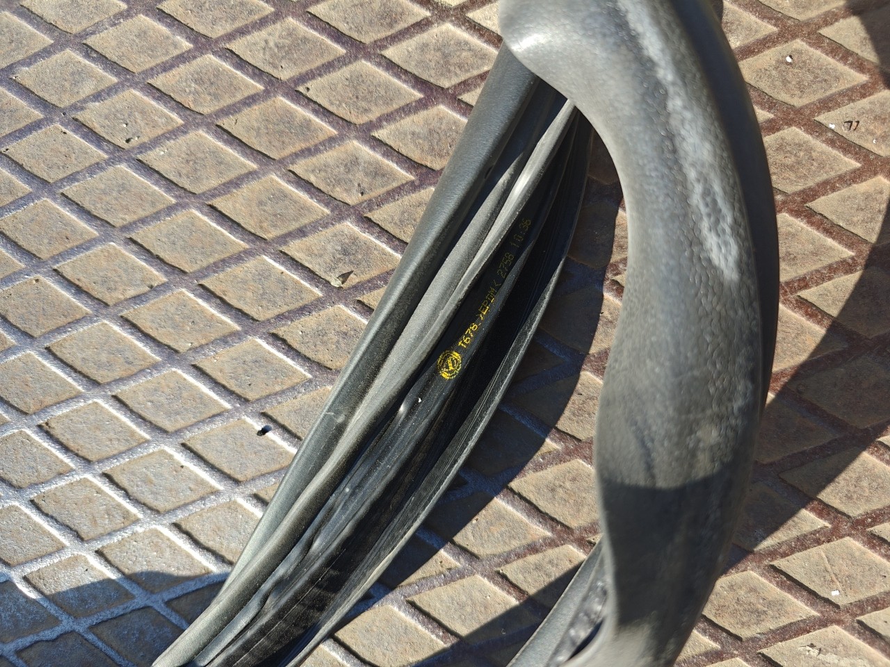 Borracha da Carroçaria Frente Esquerda FIAT DOBLO Camião de plataforma/chassis (263_) | 10 -  Imagem-1