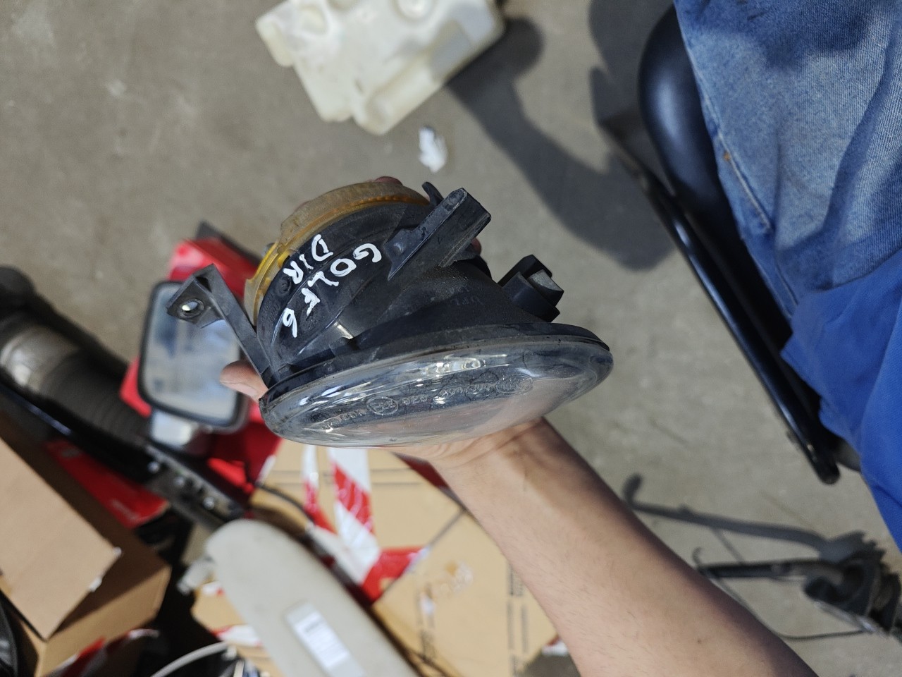 Farol de Nevoeiro Frente Direito VOLKSWAGEN GOLF VI (5K1) | 08 - 14 Imagem-1 Farol de Nevoeiro Frente Direito VOLKSWAGEN GOLF VI (5K1) | 08 - 14 Imagem-1